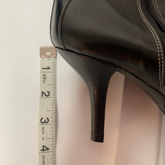Coach Jeanne ankle boots size9B Italy pointed toes heels - Picture 10 of 10
